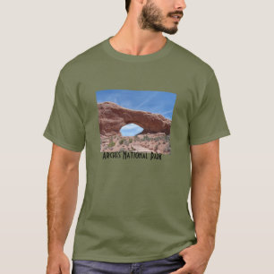 Nordfenster wölbt Nationalpark T-Shirt