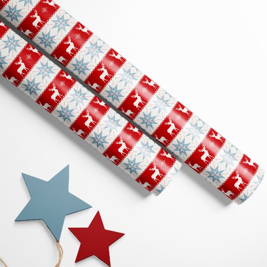 Nordic Christmas Rentier und Snowflakes Rot Geschenkpapier