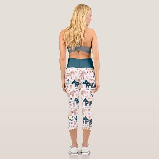 Nordic Folkart Horse Capri Leggings (Rückseite)