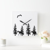 Nordic stil pine trees silhouettes moose in black quadratische wanduhr (Zuhause)