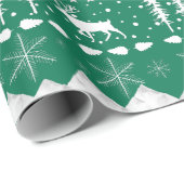 Nordic Sweater White Winter Animals Forest Green Geschenkpapier (Rolleneckpunkt)