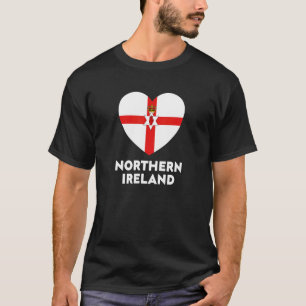 Nordirische Flagge Herz weiß und rot T-Shirt