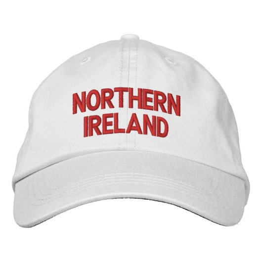Nordirland Red auf White Patriotic Cap Bestickte Baseballkappe (Vorderseite)