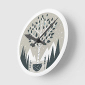 Nordische Berge und Birkenbaum Runde Wanduhr (Winkel)