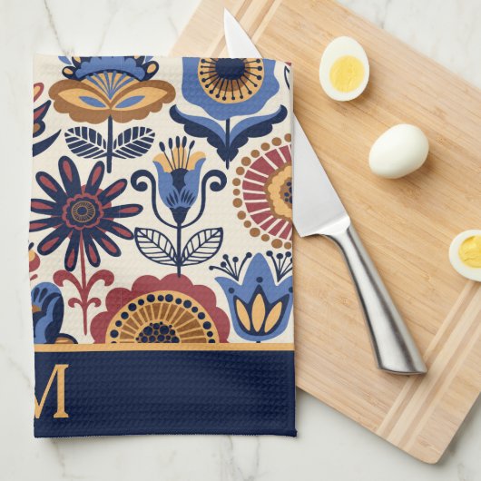 Nordische Blume Folk Art Muster Monogramm Geschirrtuch (Viertel Falte)