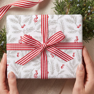 Nordische rustikale Kiefernzweige und Beeren Weihn Geschenkpapier