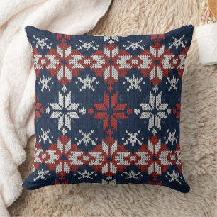 Nordisches Schneeflocken-Strickmuster in Navy, Rot Kissen