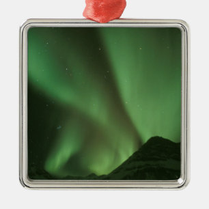Nordlicht, Aurora borealis an den Ausläufern der Silbernes Ornament
