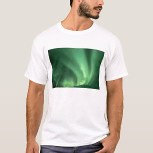 Nordlichter, Aurora borealis, über den Vorhügeln T-Shirt