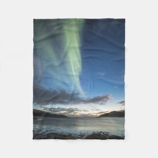 Nordlichter in Norwegen Fleecedecke (Vorderseite)