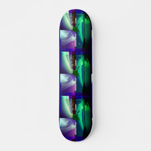 Nordlichter von Alaska Collage Skateboard (Vorne)