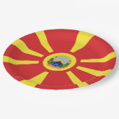 Nordmakedonien-Wappen Pappteller (Schrägansicht)