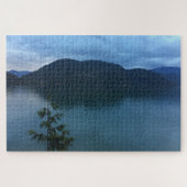 Nordwestsee im Pazifik und Gebirge mit Kiefer Puzzle (Horizontal)