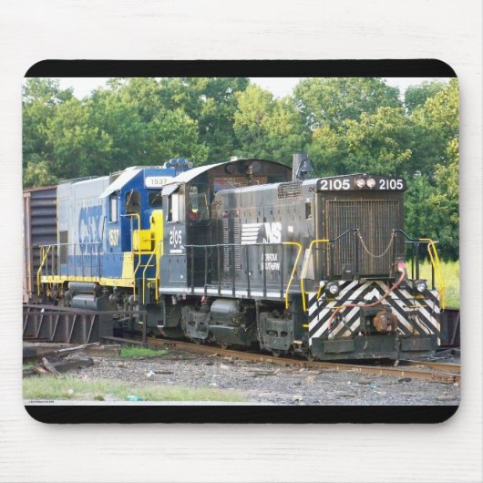 Norfolk südlicher Schalter 1001 2105 u. CSX 1537 Mousepad (Vorne)