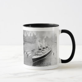 Normandie und Schlepper Tasse