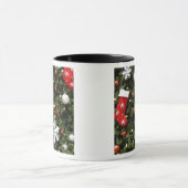 North America. Weihnachtsdekorationen auf Baum. 2 Tasse (Zentrum)