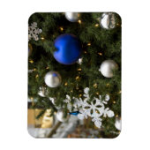 North America. Weihnachtsdekorationen auf Baum. Magnet (Vertikal)
