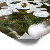 North America. Weihnachtsdekorationen auf Baum. Poster (Ecke)