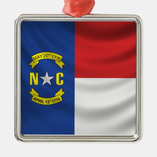 North Carolina-Flagge Silbernes Ornament (Vorne)