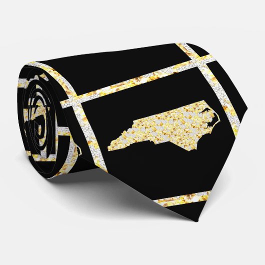 NORTH CAROLINA KRAWATTE (Gerollt)