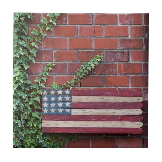 North Carolina, Linville, hölzerne US-Flagge Fliese (Vorderseite)