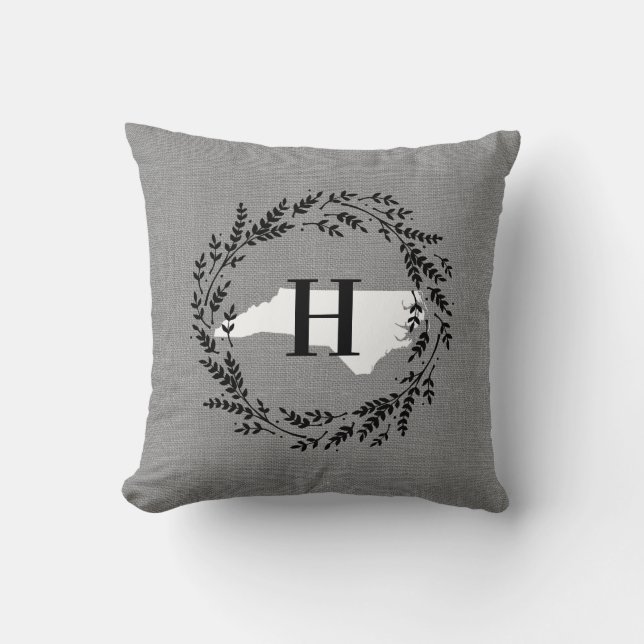 North Carolina Rustic Wreath Monogram Kissen Kisse (Vorderseite)