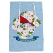 North Carolina Staat Kardinal Bird Dogwood Blume Mittlere Geschenktüte (Rückseite)