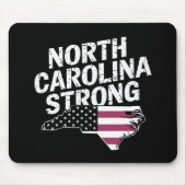 North Carolina stark mit NC-Staat und US-Flagge Mousepad (Vorne)