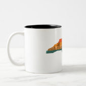 North Carolina Tree Silhouette Zweifarbige Tasse (Links)