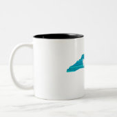 North Carolina Wave Fishing Zweifarbige Tasse (Links)