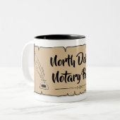 North Dakota Notary Public Scroll Feather Quill Zweifarbige Tasse (Vorderseite Links)