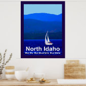 North Idaho Blue Mountains und Segelboot Poster (Küche)