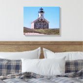 North Lighthouse, Block Island Wrapped Canvas Leinwanddruck (Insitu (Schlafzimmer))