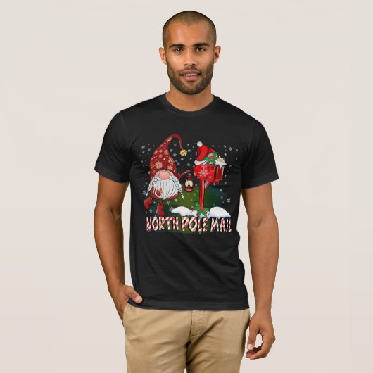 North Pole Mail Gnome T-Shirt (Vorne ganz)