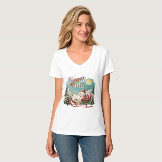 North Pole: Where Magic Never Melts T-Shirt (Vorderseite Vollansicht)