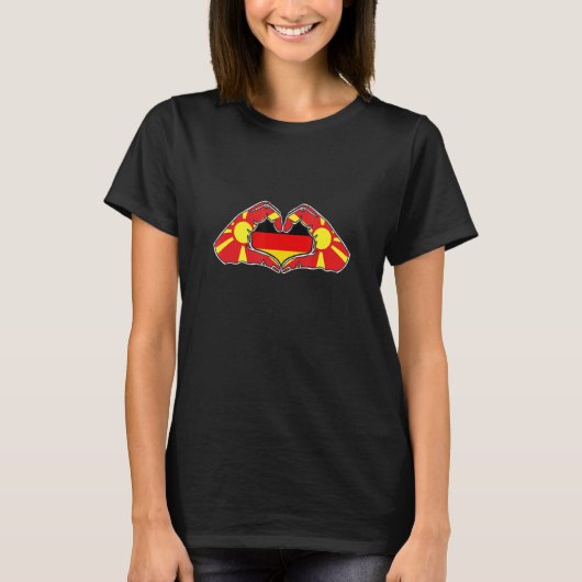Northern Macedonia and Germany Heart hand friends T-Shirt (Vorderseite)