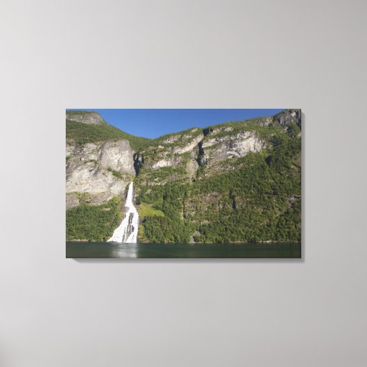 Norwegen, Geirangerfjord (UNESCO), Geiranger. Leinwanddruck (Vorderseite)