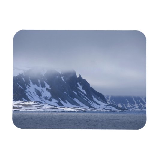 Norwegen, Polarkreis, Nordatlantik. Magnet (Horizontal)