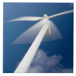 Norwegen, Sogn og Fjordane. Windmühle bei Kråkenes Fliese