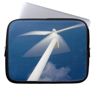 Norwegen, Sogn og Fjordane. Windmühle bei Kråkenes Laptopschutzhülle