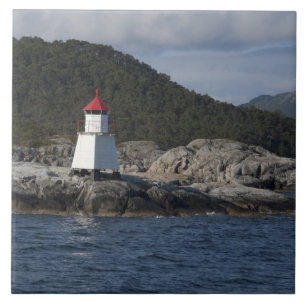 Norwegen, Stavanger. Ansichten entlang des Lysefjo Fliese
