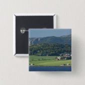 Norwegen, Trondheimsforden, Trondheim. Typisch Button (Vorne & Hinten)