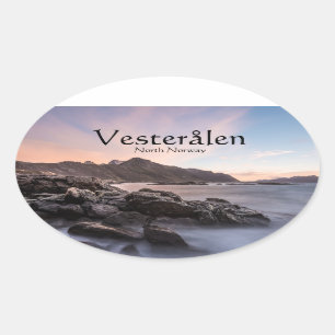 Norwegen Vesterålen Seelandschaft Ovaler Aufkleber