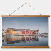 Norwegische Häuser Wandteppich Mit Holzrahmen (Vorne)