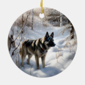 Norwegischer Elkhound lassen es Weihnachten schnei Keramik Ornament (Hinten)