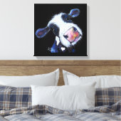 NoSeY CoW ' BeRTHa BeeTRooT ' BY SHiRLeY MacARTHuR Leinwanddruck (Insitu (Schlafzimmer))