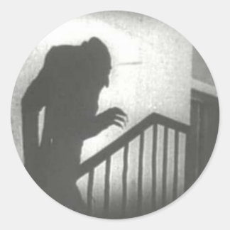 Nosferatu Crawling Treppen Runder Aufkleber