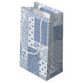 Nostalgic Indigo Imitats Patchwork Kleine Geschenk Kleine Geschenktüte (Rückseite Schrägansicht)