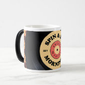 Nostalgic Vinyl Record Design Verwandlungstasse (Vorderseite Links)