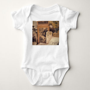 Nostalgischer Glamour: Vintage russische Portraits Baby Strampler